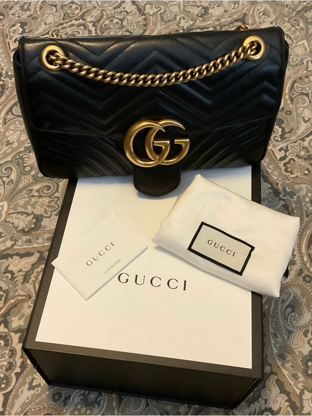 Gucci Calfskin Matelasse Marmont Shoulder Bag - Medium